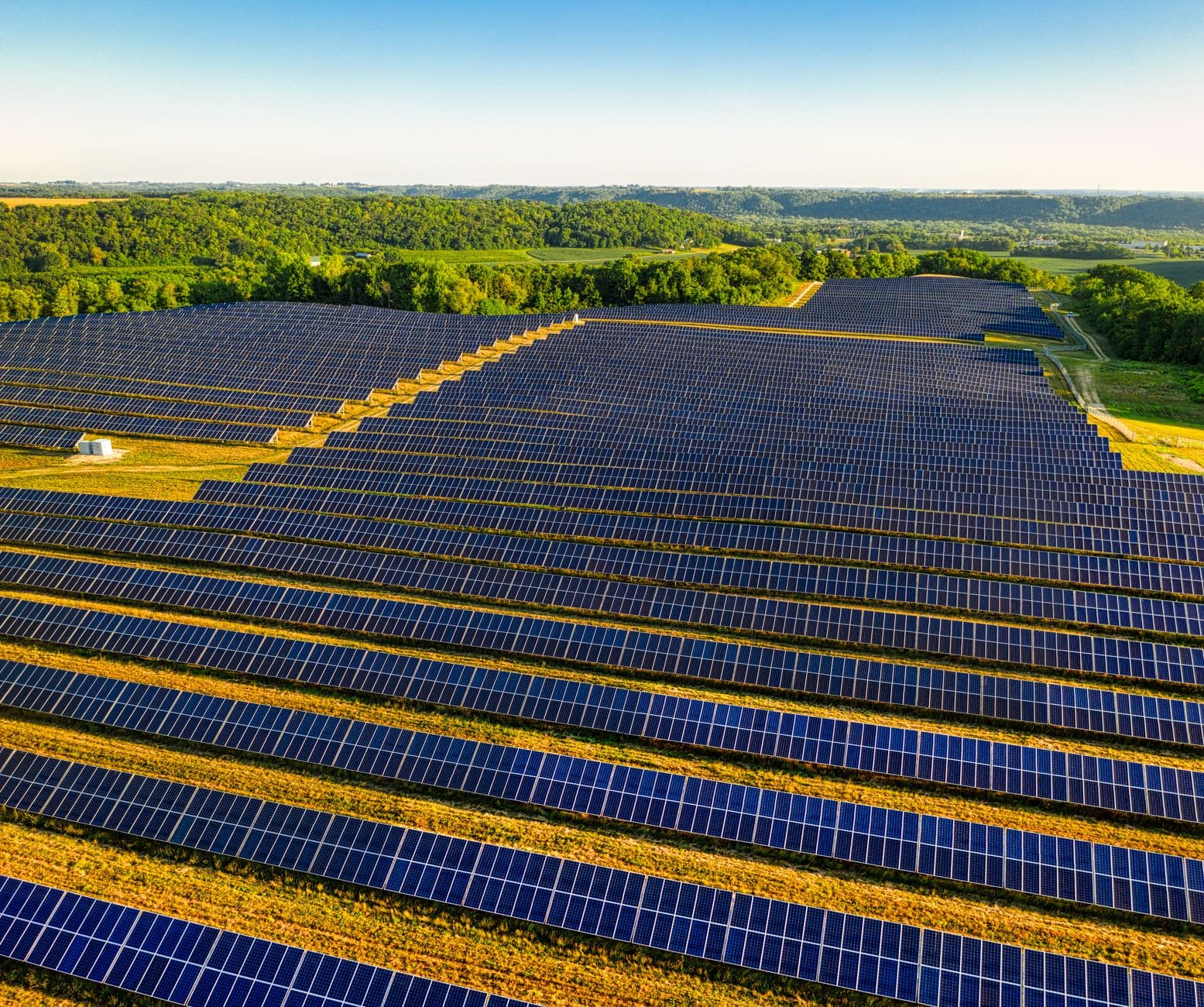 cable-supported solar mounting